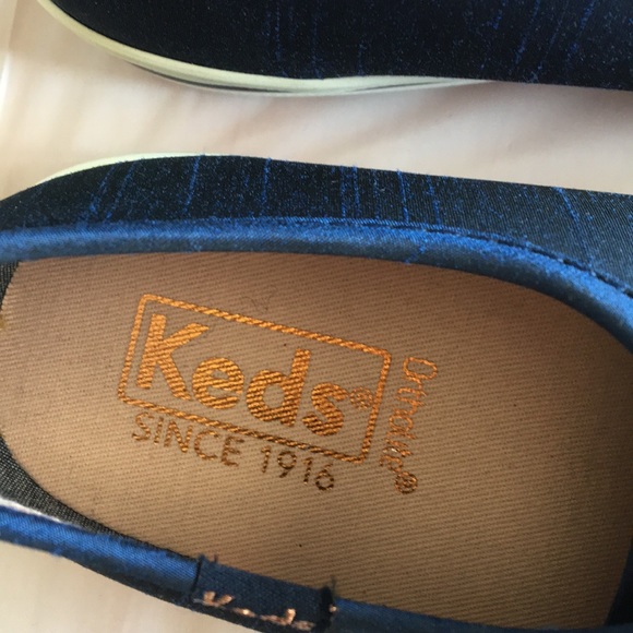 Beautiful silk navy Keds - Picture 3 of 3